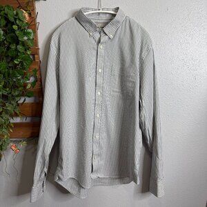 Everlane The Must-Have Oxford Shirt